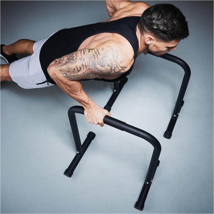 Push-up Stand Bar Parallettes Schwarz/Rot/Blau - Gorilla Sports Schweiz